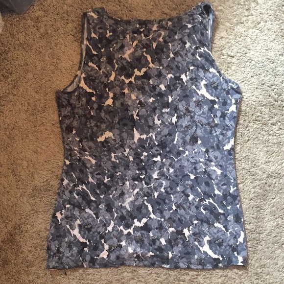 Tank top with scoop neck - Picture 2 of 4
